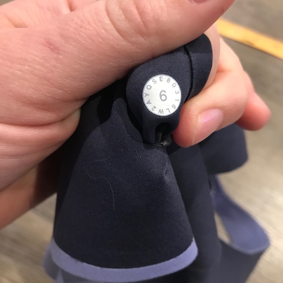 2/70$ Lululemon Light Strides Bra - Picture 11 of 12